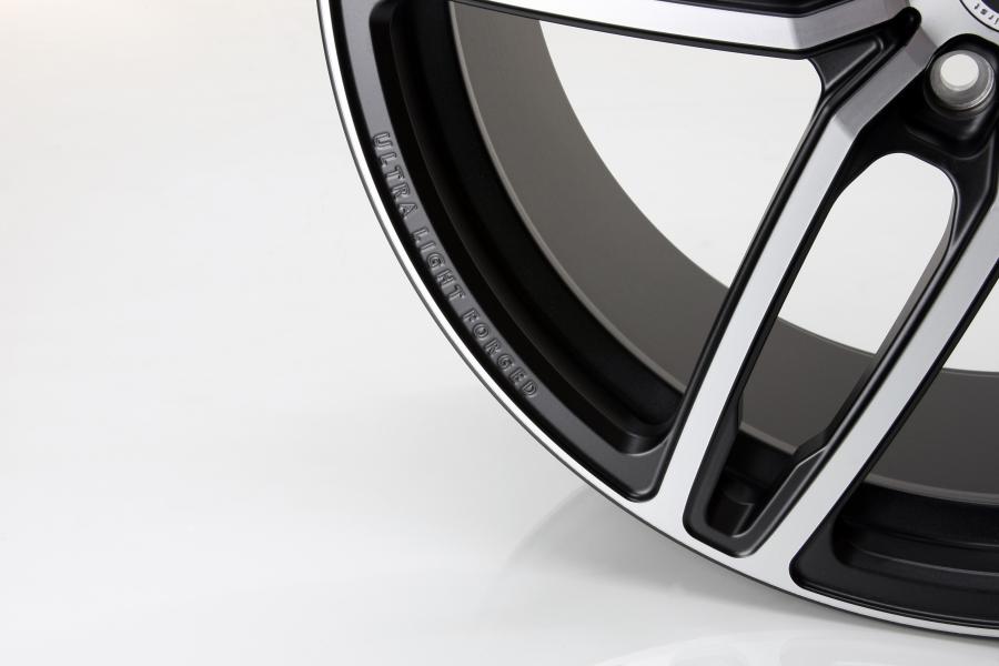 Колеса BMW X5 M Matte Black by G-Power 2016 года  (фото 3 из 22)